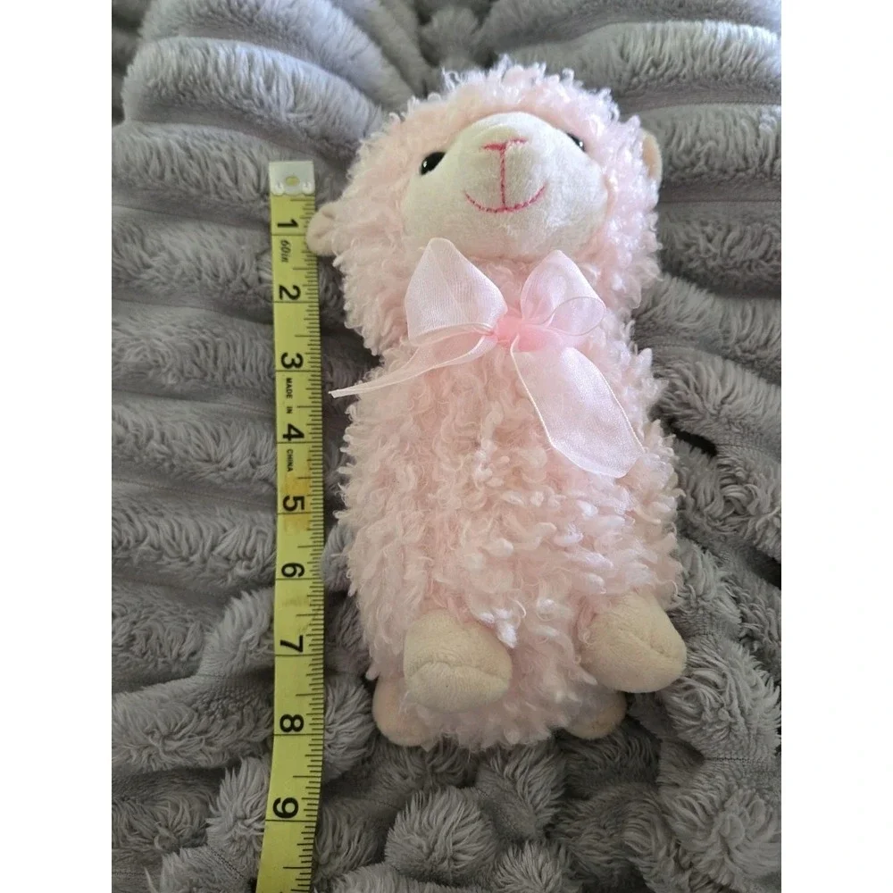 Hugfun Pink Llama 8